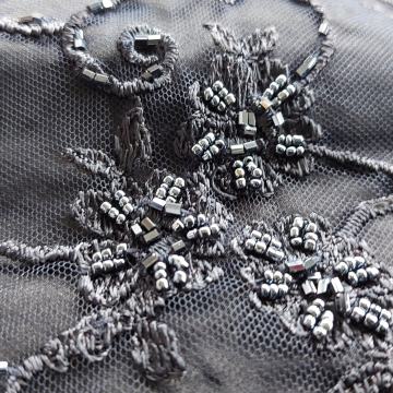 ARMANI komplet korzet in krilo št. 40