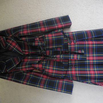 KARO KOSTIM JAKNA IN KRILO 40