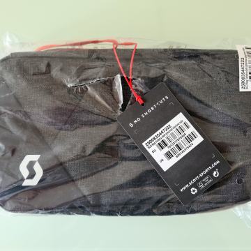 Toaletna torba Scott