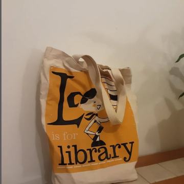 Tote bag Library