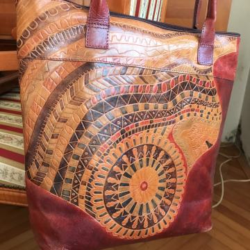 Usnjena torbica iz Indije