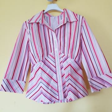 NOVA ČRTASTA BOMBAŽNA BLUZA S/M