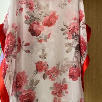 Żenska prosojna bluza