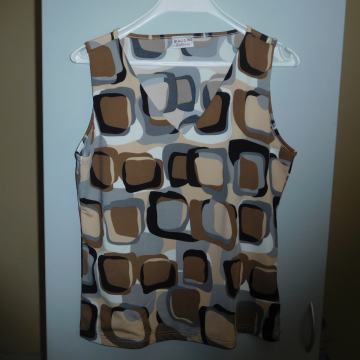 Majica, top št. 42 Biaggini