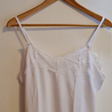 TOP - št.M+L ■čipka ■eleganten ■bel