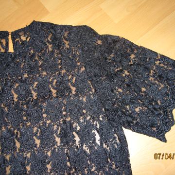 Unikatna čipkasta bluza št. 40