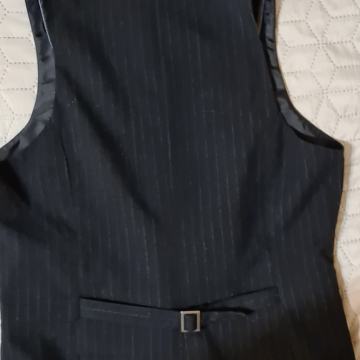 ženski brezrokavnik št. 38