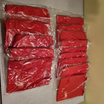 OTROŠKE MAJICE KRATEK ROKAV, RDEČE, M, L - nove