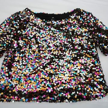 MAJČKA POLNA BARVNIH BLEŠČIC