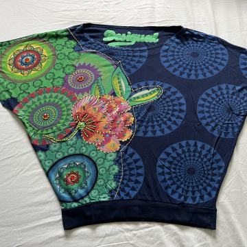 Ženska majica s kratkimi rokavi Desigual, velikost S (realna št. M)