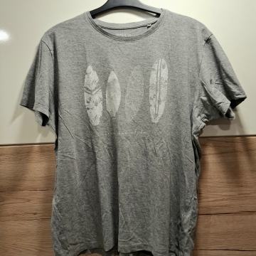 SAMO 2,5 € !!! - ESPRIT - Moška kratka majica (XL)