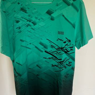 Kratka majica HUGO BOSS - L