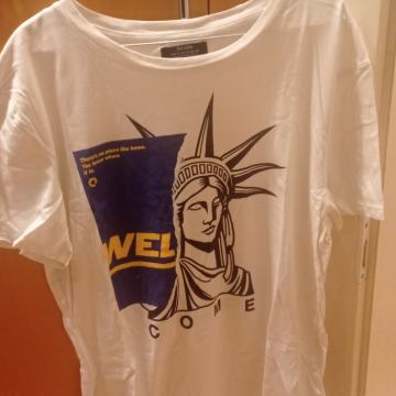 Majica T-shirt New York Bershka št. M, nerabljeno, Ljubljana