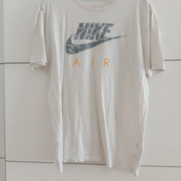 Majica zname NIKE, velikost L