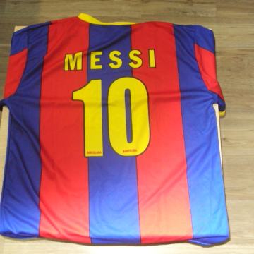Prodajam majico Leo Messija
