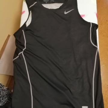 športna fukcijska majica Nike pro Combat, L