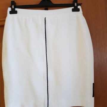 MARCCAIN TOPLO BELO KRILO 38/40