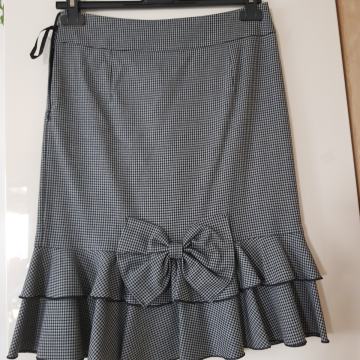 ORSAY NOVO SIVO ČRNO KARO KRILO 36