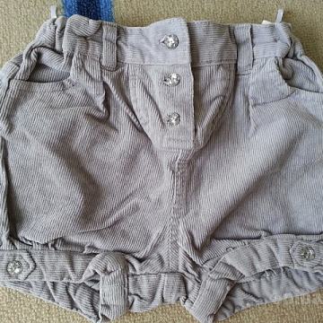 HLAČE KRATKE ŽAMETNE C&A 92