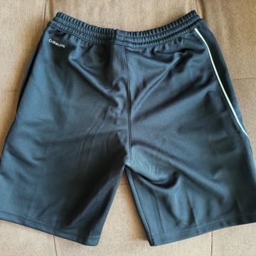 KRATKE HLAČE ADIDAS - velikost 9-10 let; 140 cm