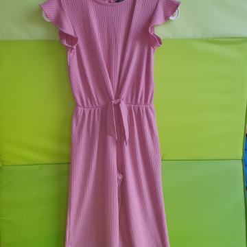 Poletni roza hlačni pajac - kombinezon št. 6/7 122 Primark