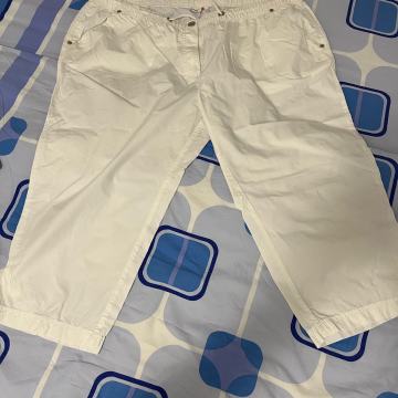 Hlače dolžine 3/4 , vel. XXL