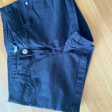 Kratke hlače, jeans, velikost S