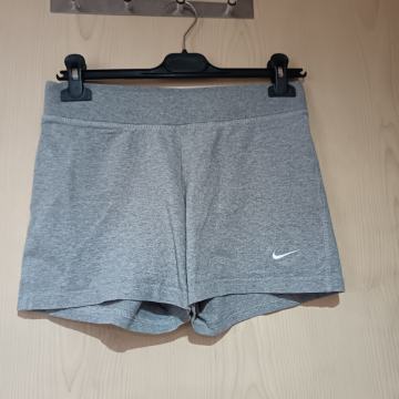 Nike kratke hlače S/M