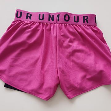 Under Armour športne kratke hlače XS