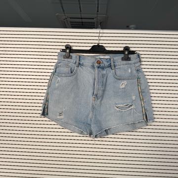 ZARA kratke jeans hlače NOVO