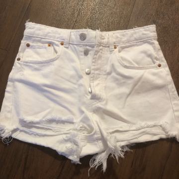 Zenske kratke hlace Zara