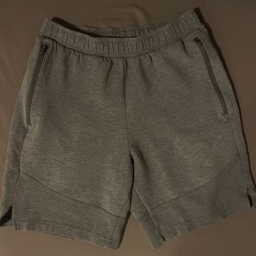 Kratke hlače PUMA (S)