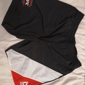 Kratke hlače Reebok UFC, nove nenošene XL