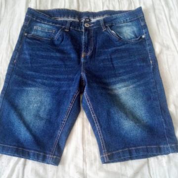 MOŠKE KRATKE HLAČE IDENTIC W33 L48 CENA  12,5  EUR 98 % BOMBAŽ