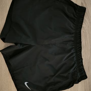 MOŠKE TEKAŠKE KRATKE HALČE NIKE