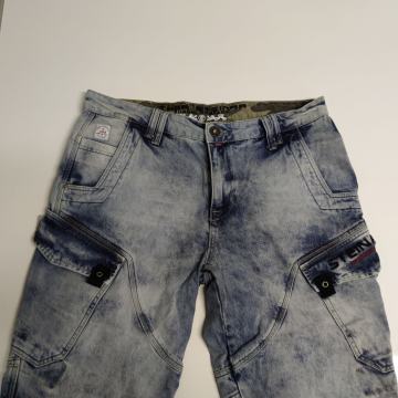 Prodam nove jeans kratke hlače znamke Thor Steinar
