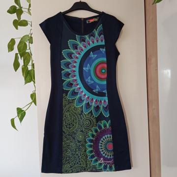 DESIGUAL MODRO PISANA OBLEKA XS