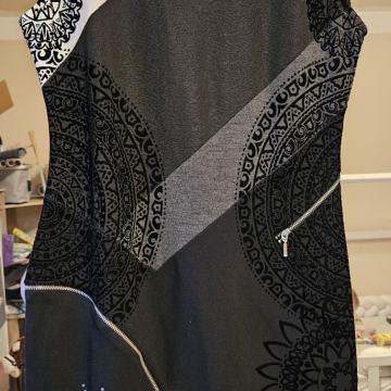 Desigual obleka (velikost 38/40, L)