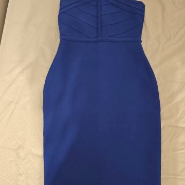 Elegantna nova modra bandage obleka S – popolna za vsako priložnost