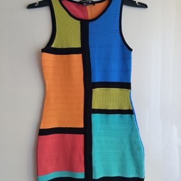 FOREVER 21 PISANA KRATKA FINO PLETENA OBLEKA S/M