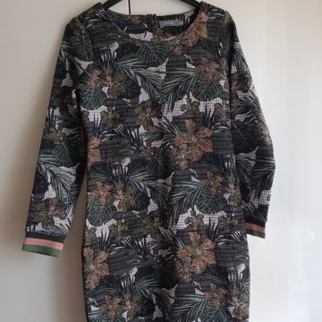 GEISHA ZELENO PISANA JESENSKA OBLEKA 36/38