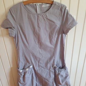 Novo kratko oblekico prodam