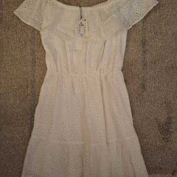 Nova obleka Mohito (M)