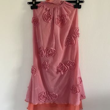 Rahlo prosojna unikatna obleka z rožami