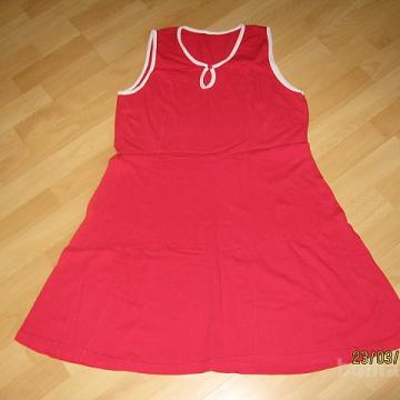 Rdeča obleka št. 40, s ptt