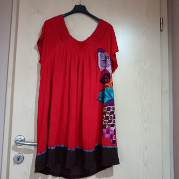 Rdeča tunika XL