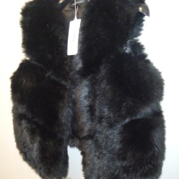 Krzenen brezrokavnik (Bogato umetno krzno / lepa imitacija)