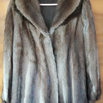Krzneno jakno prodam