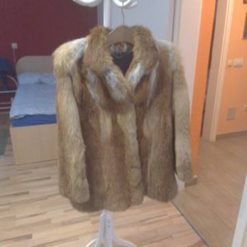 Lisičja krznena jakna