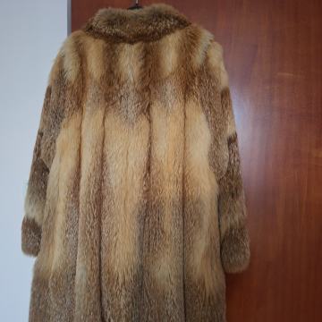 Prodam jakno iz originalnega krzna